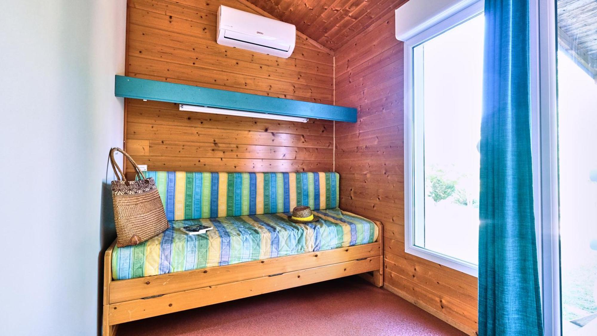 Camping Le Couriou Recoubeau-Jansac Eksteriør bilde