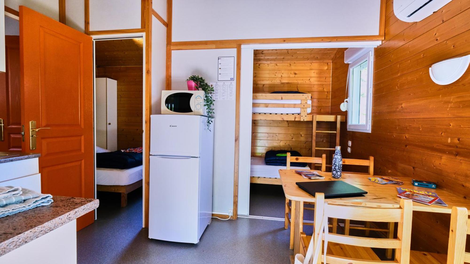Camping Le Couriou Recoubeau-Jansac Eksteriør bilde